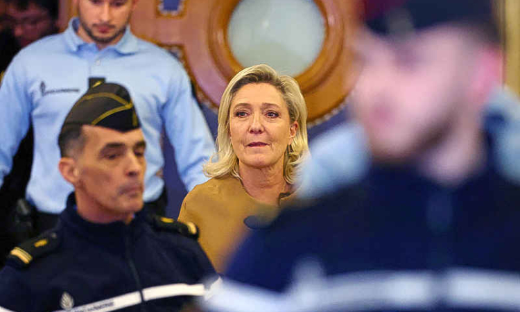 French prosecutors seek public office ban for  Le Pen but leave door open to presidential bid